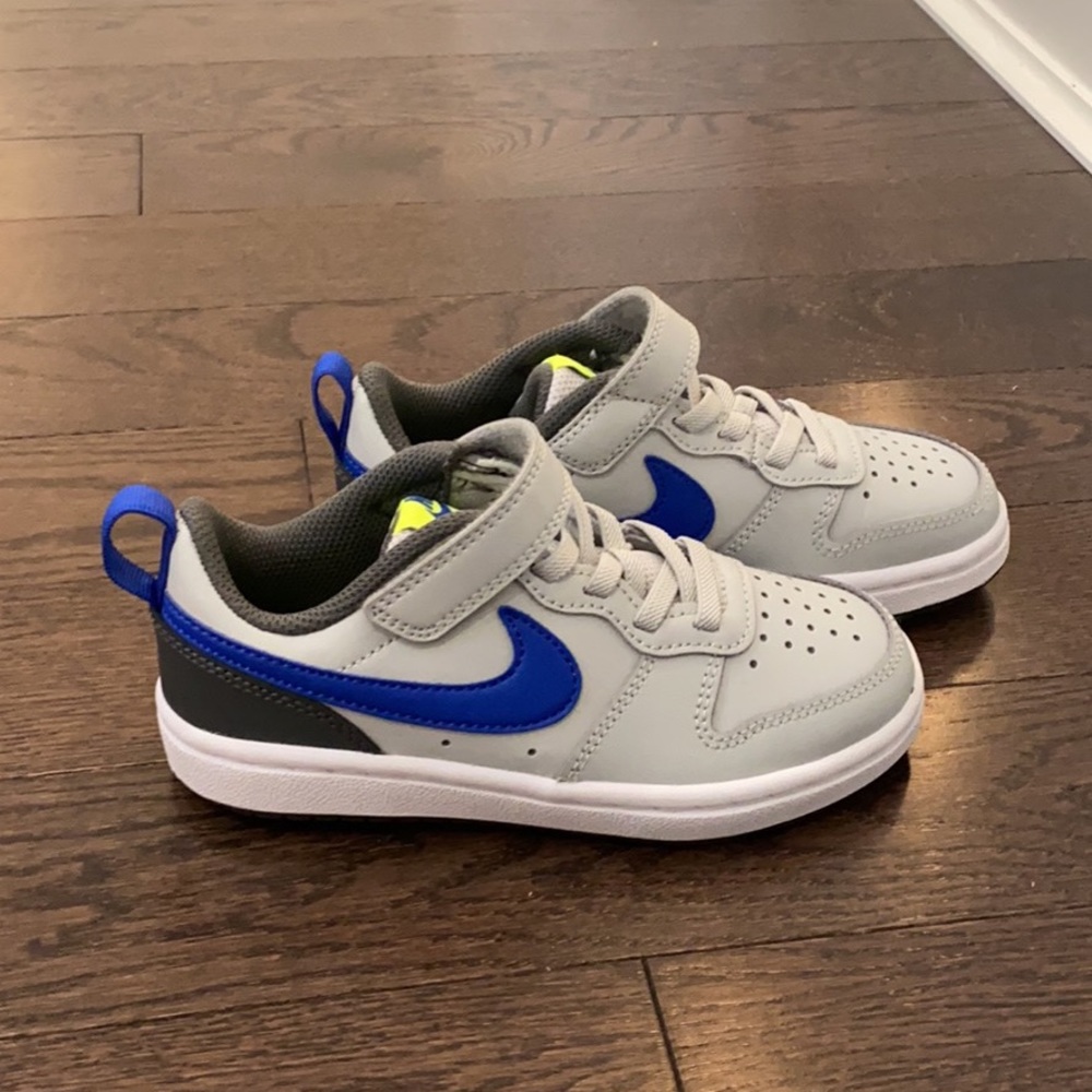NWT Boys 11C Nike Court Borough Low 2 (PSV)